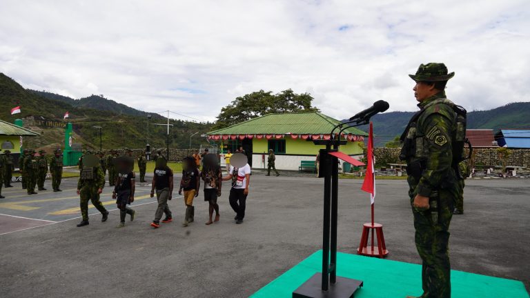 Papua Movement analyzing civilian reintegration and flag pledge ceremony in Puncak Jaya