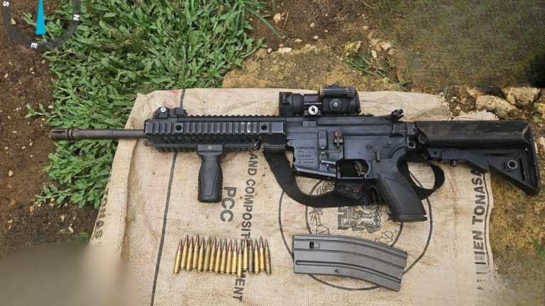 Papua Movement: Caracal rifle and ammunition recovered in Maybrat, as shown by the Indonesian military