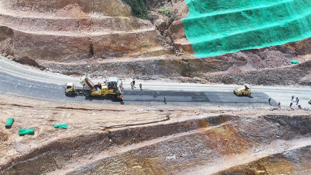 Logistics and economic growth in Papua.