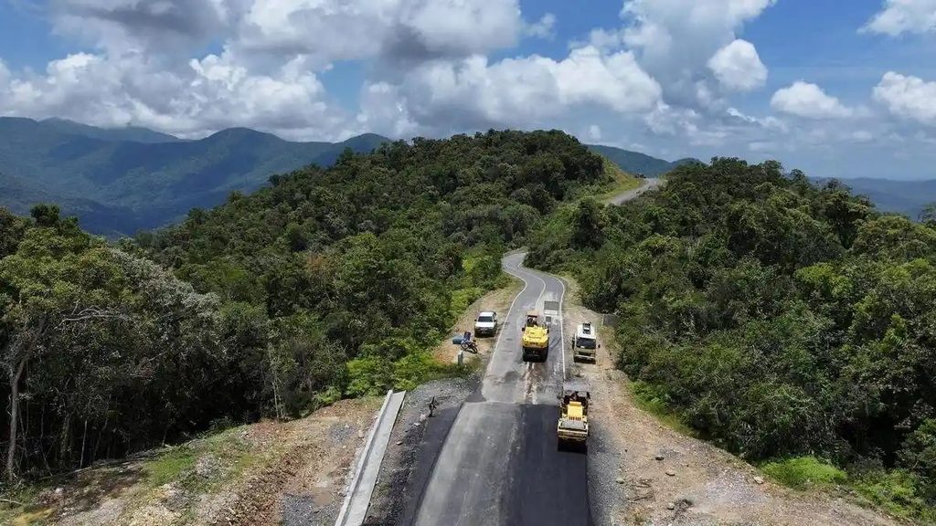 Roads and bridges connecting remote Papua.